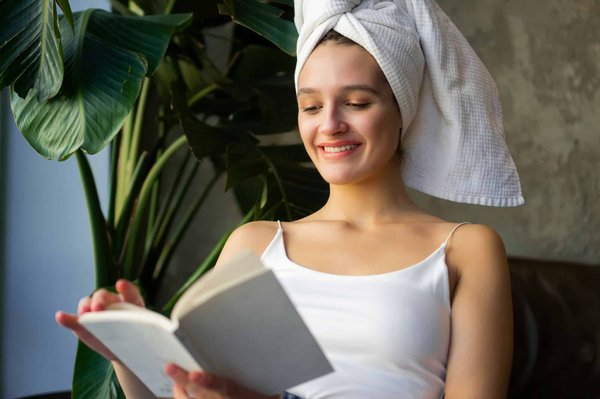 Comment organiser une routine de soins holistiques pour les peaux mixtes et sensibles ?